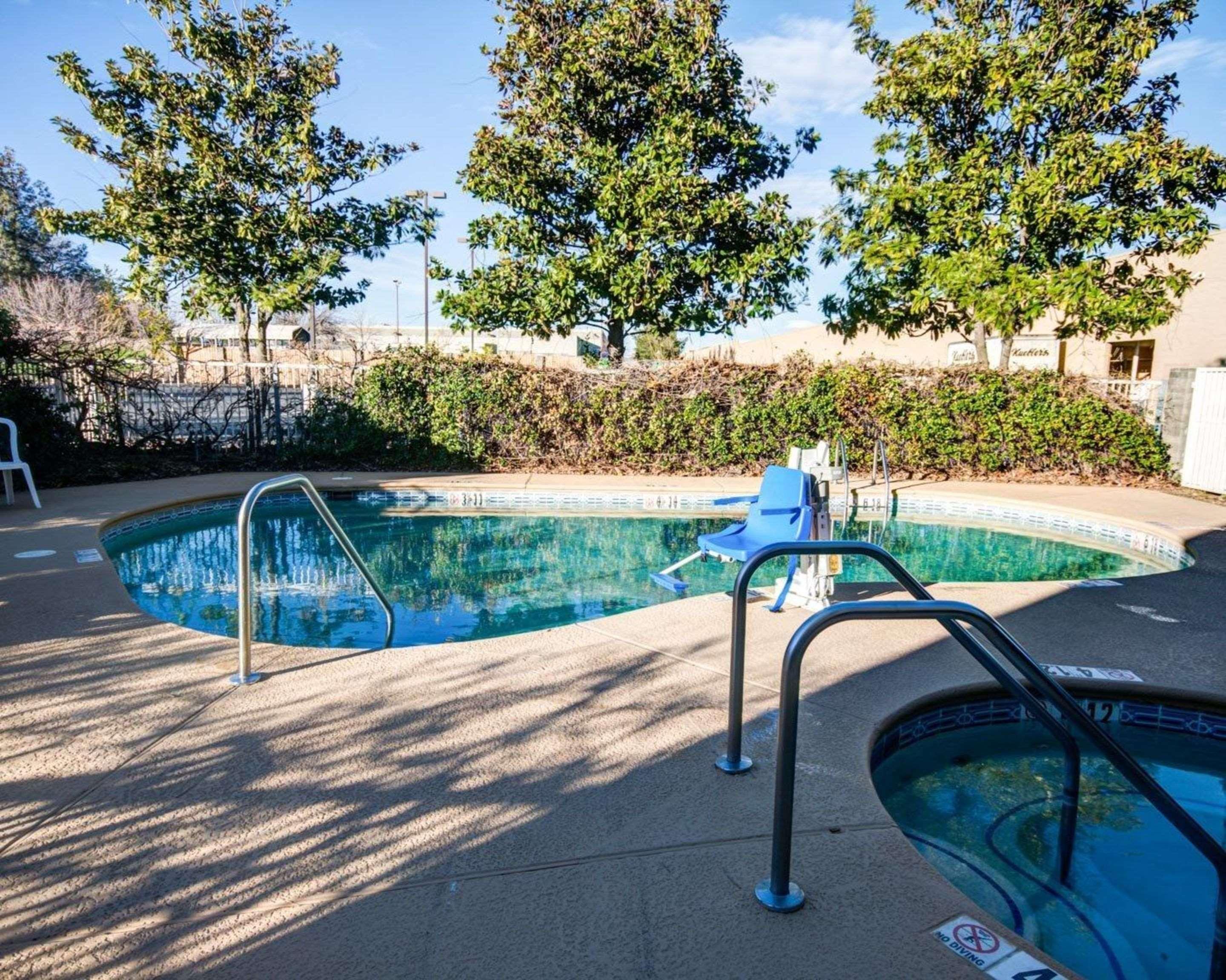 Comfort Inn Redding Near I-5 Esterno foto