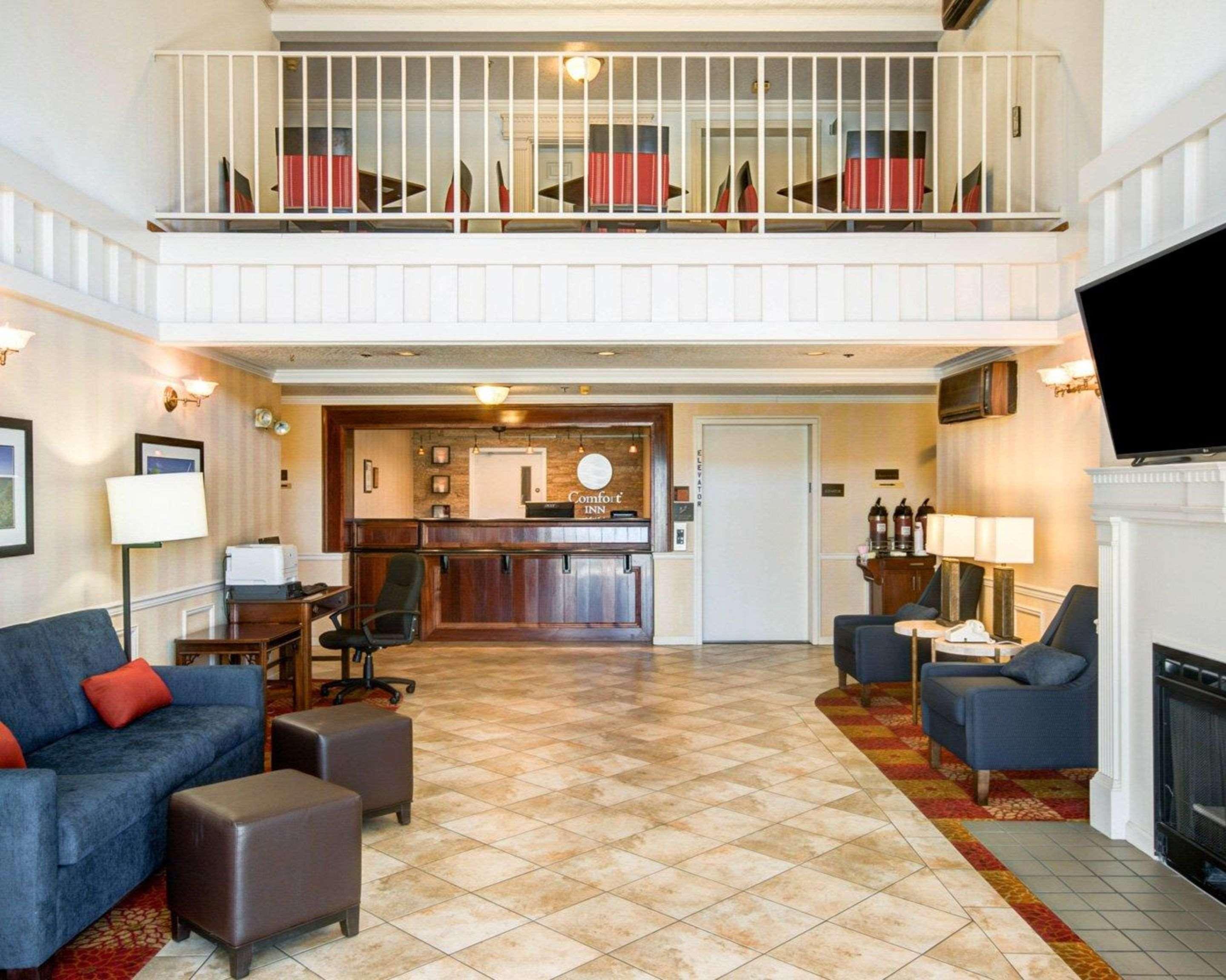 Comfort Inn Redding Near I-5 Esterno foto